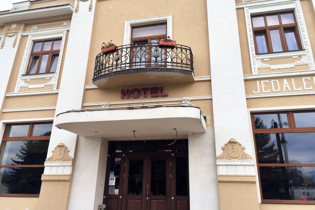 Hotel Europa Liptovský Mikuláš Екстериор снимка