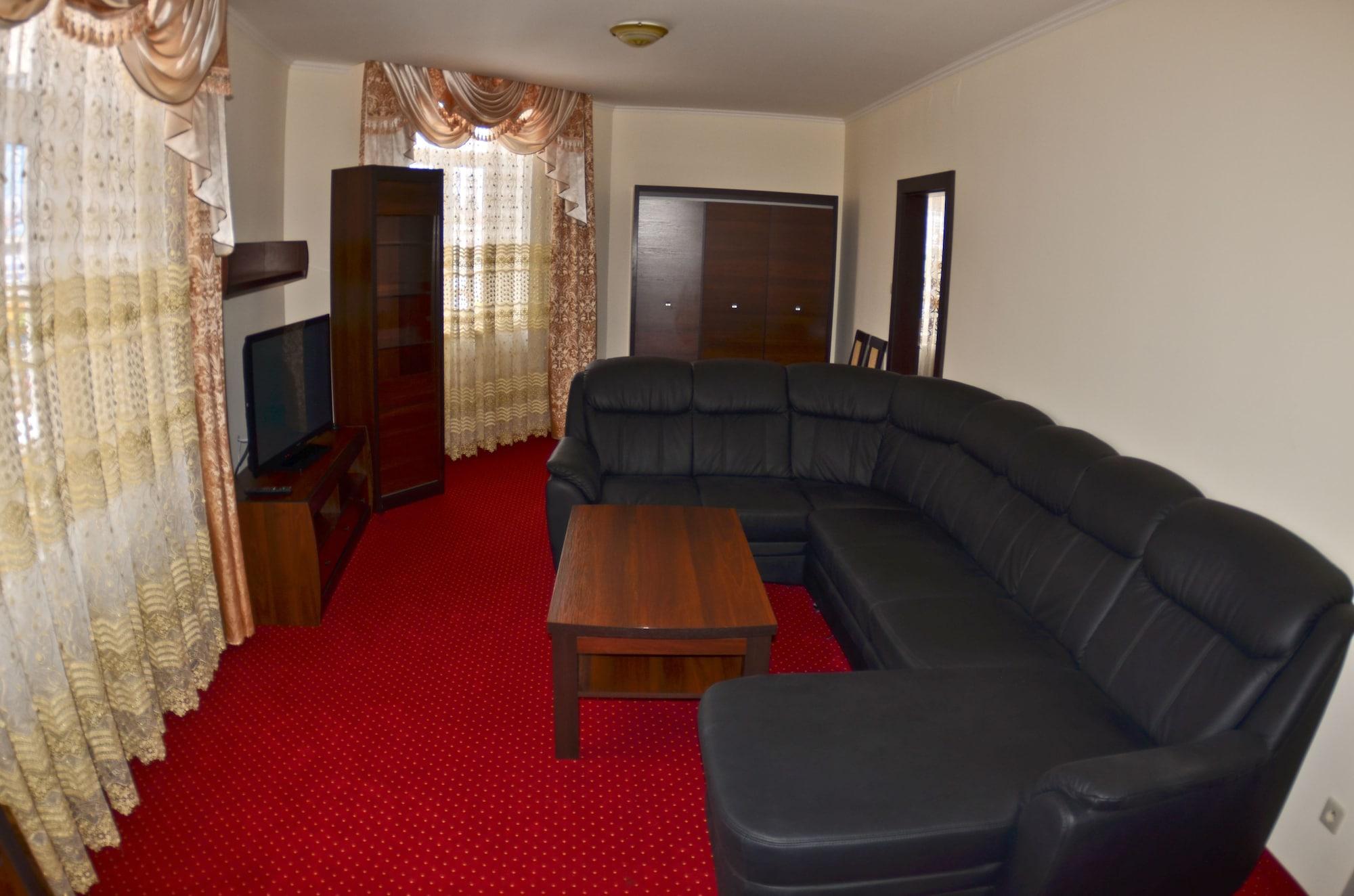 Hotel Europa Liptovský Mikuláš Екстериор снимка