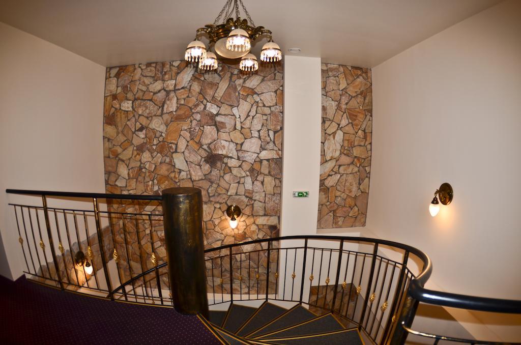 Hotel Europa Liptovský Mikuláš Екстериор снимка