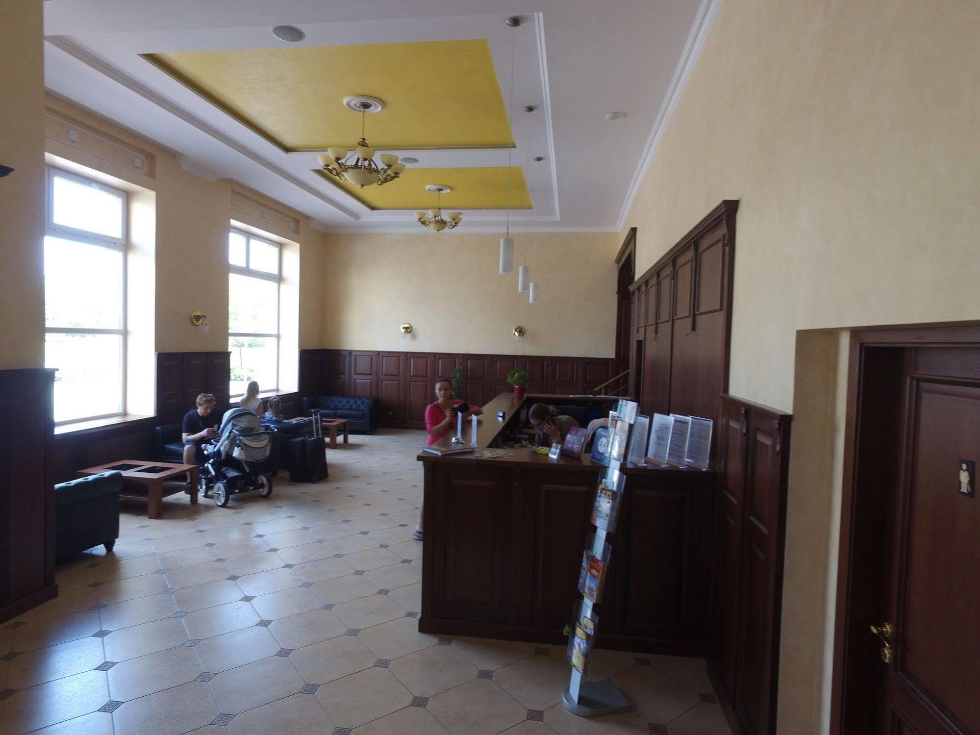 Hotel Europa Liptovský Mikuláš Екстериор снимка