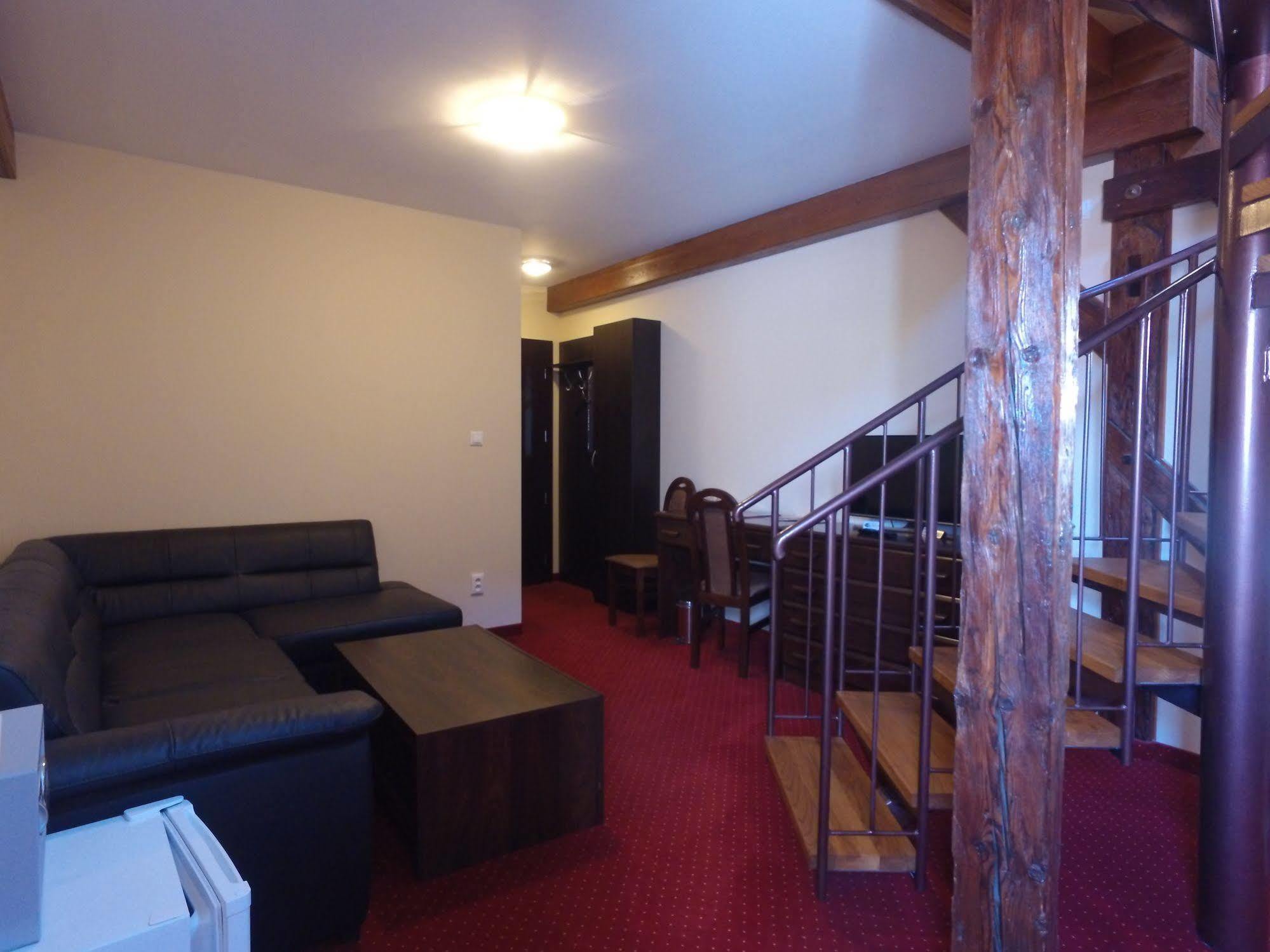 Hotel Europa Liptovský Mikuláš Екстериор снимка